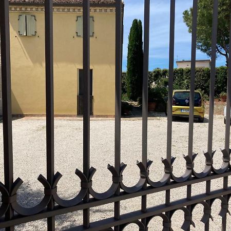 B&B Villa Fioreconero Montacuto Eksteriør billede