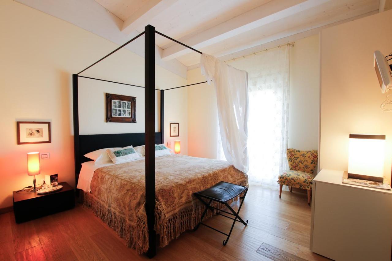 B&B Villa Fioreconero Montacuto Eksteriør billede