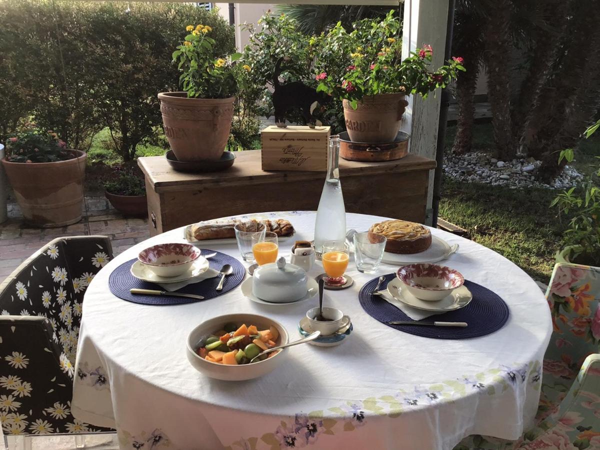 B&B Villa Fioreconero Montacuto Eksteriør billede