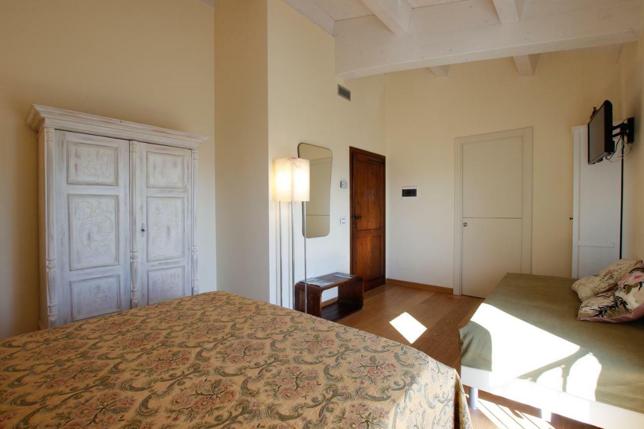 B&B Villa Fioreconero Montacuto Eksteriør billede